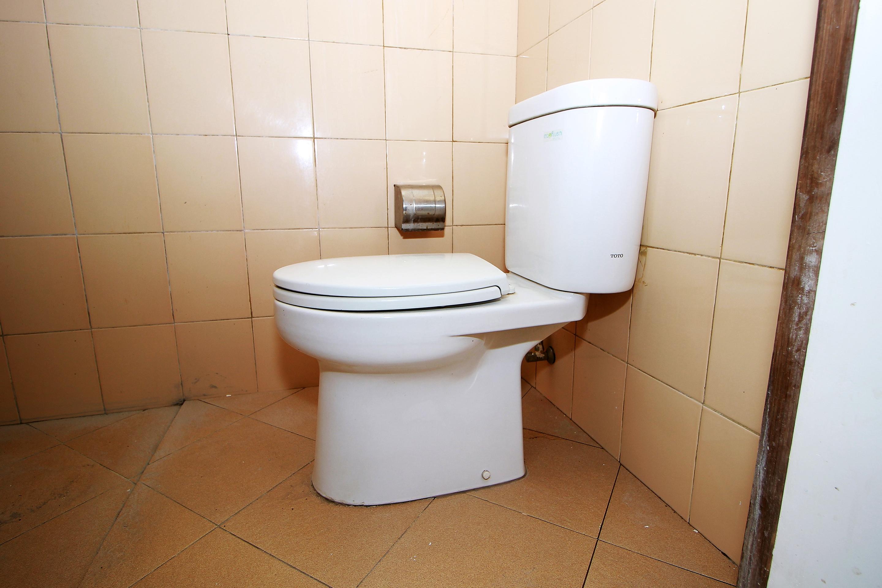 Super Oyo 1678 Jati Exclusive Homestay Bengkulu Exterior foto